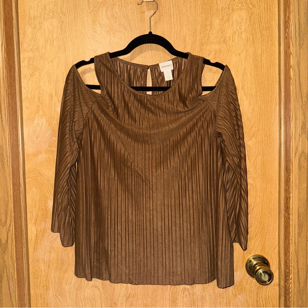 Chico’s cold shoulder long sleeve striped blouse size 0.
